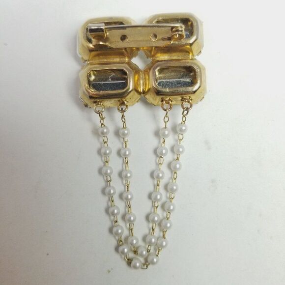 Vintage Square Rhinestone Cluster Brooch with Faux Pearl Swag, Regal Lapel Pin - Picture 4 of 7